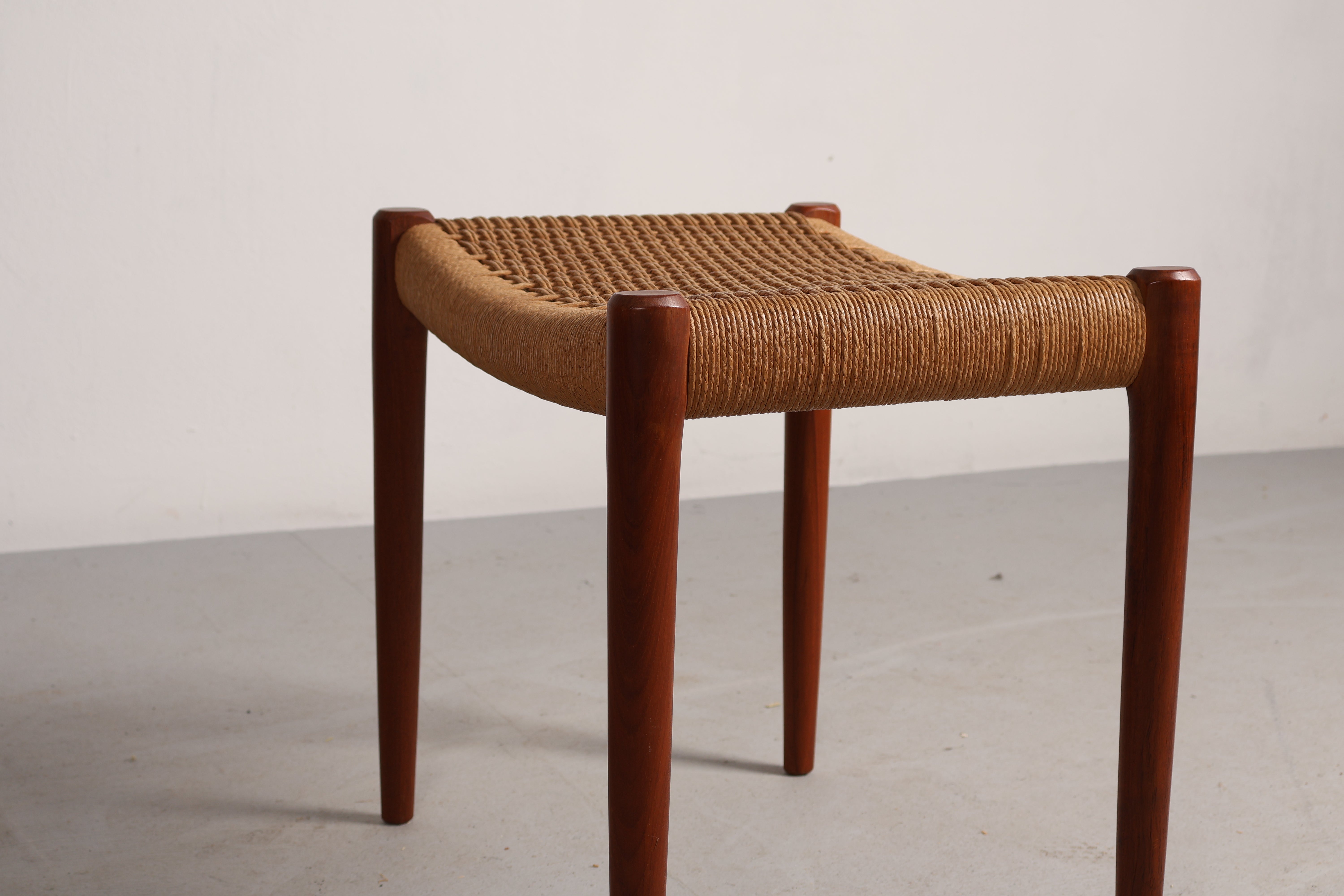 Hocker „Modell 80A“ von Niels Otto Møller, Teak, 60er, Dänemark