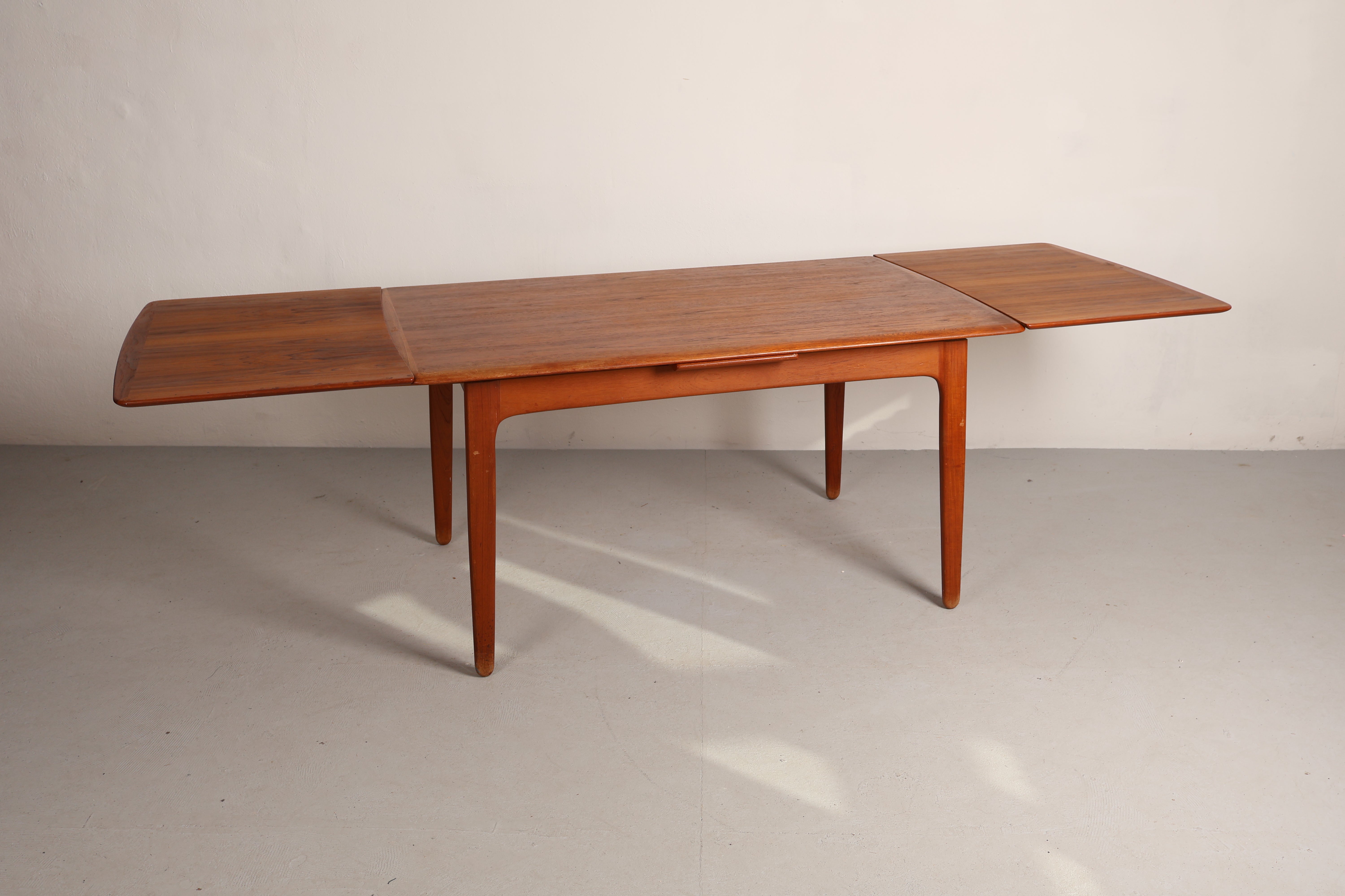 Esstisch von Svend Aage Madsen, Teak, 60er, Dänemark