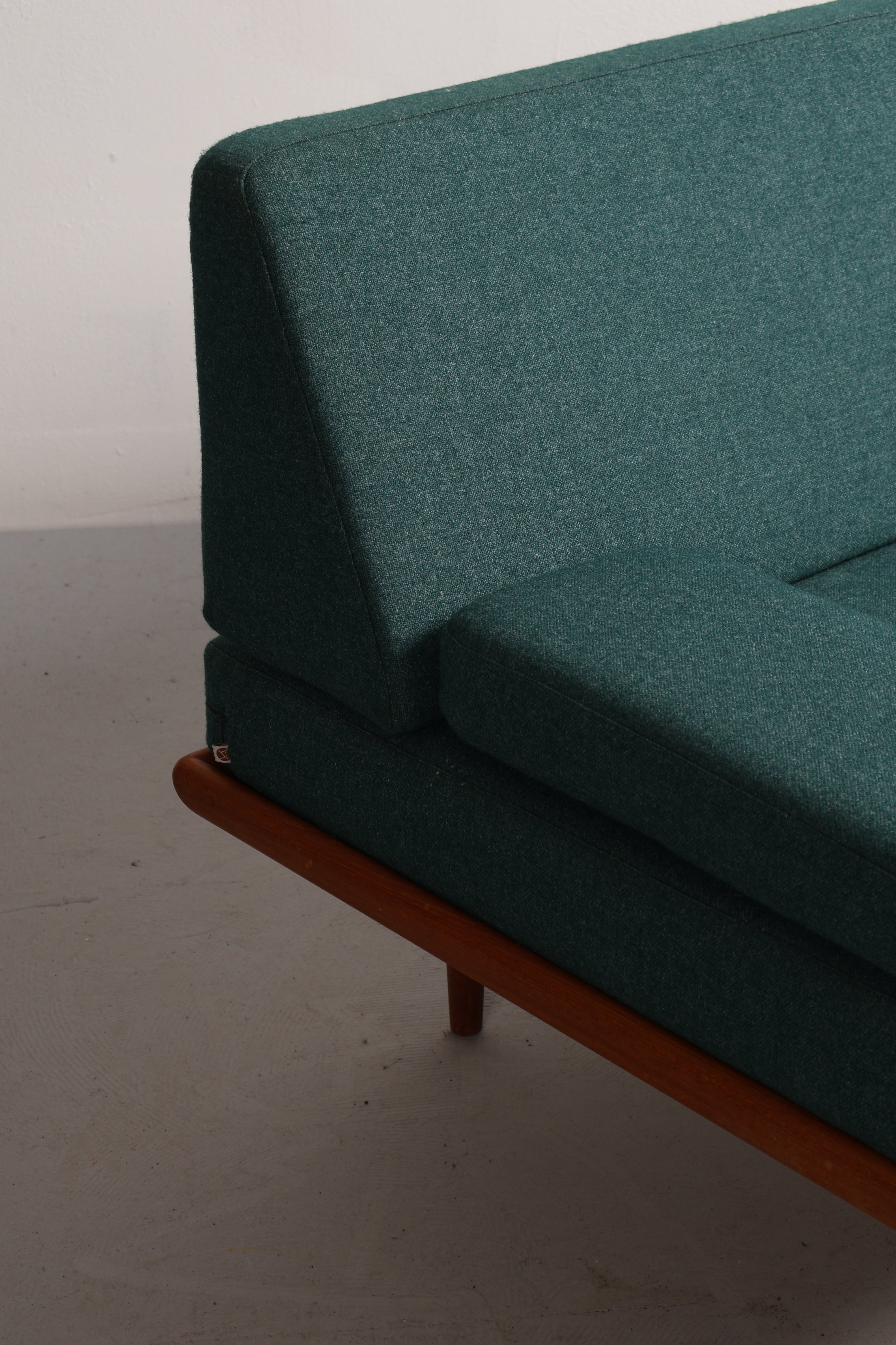 2er-Sofa „Minerva“ von Peter Hvidt, Teak, 60er, Dänemark